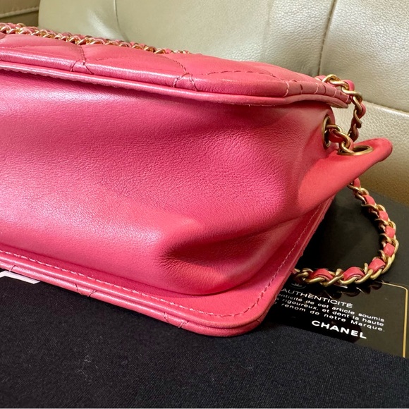 CHANEL▪️Quilted Calfskin Chain CC Small Accordion Tote Gold Hardware - Picture 12 of 15